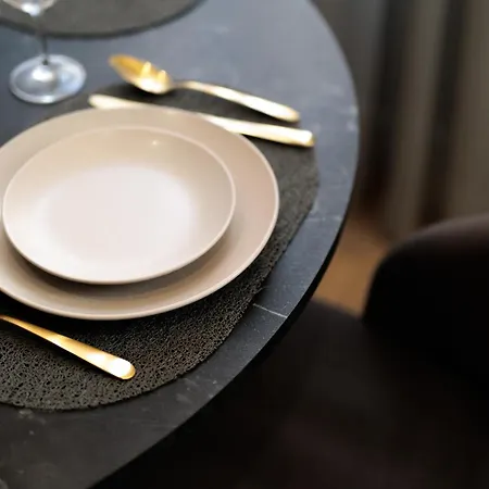 Zarina - Old Town Center